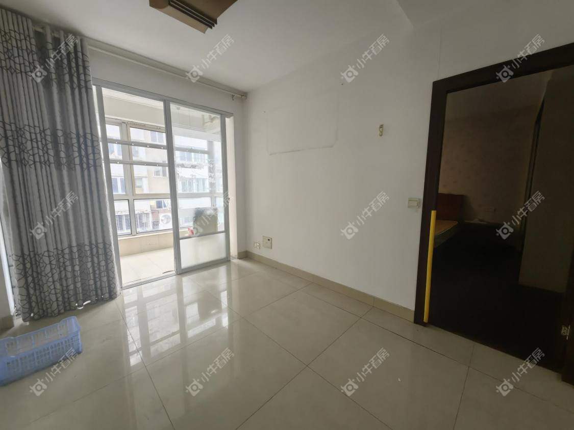 镇江凤翔花园在租房源室内图_小牛看房