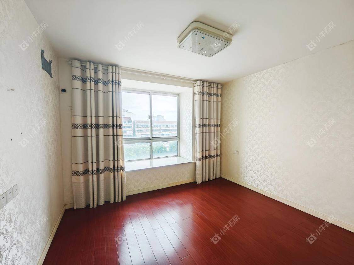 镇江城市绿洲在售二手房源室内图_小牛看房