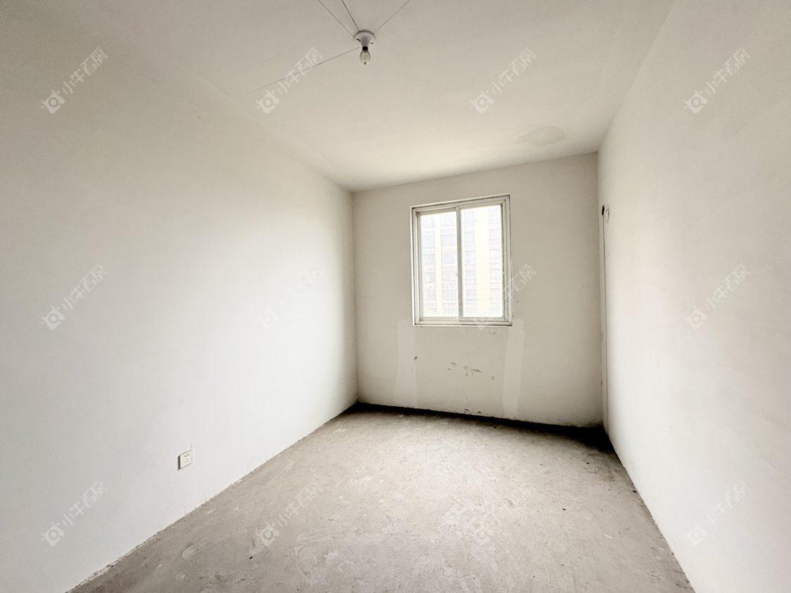 镇江东南新城在售二手房源室内图_小牛看房