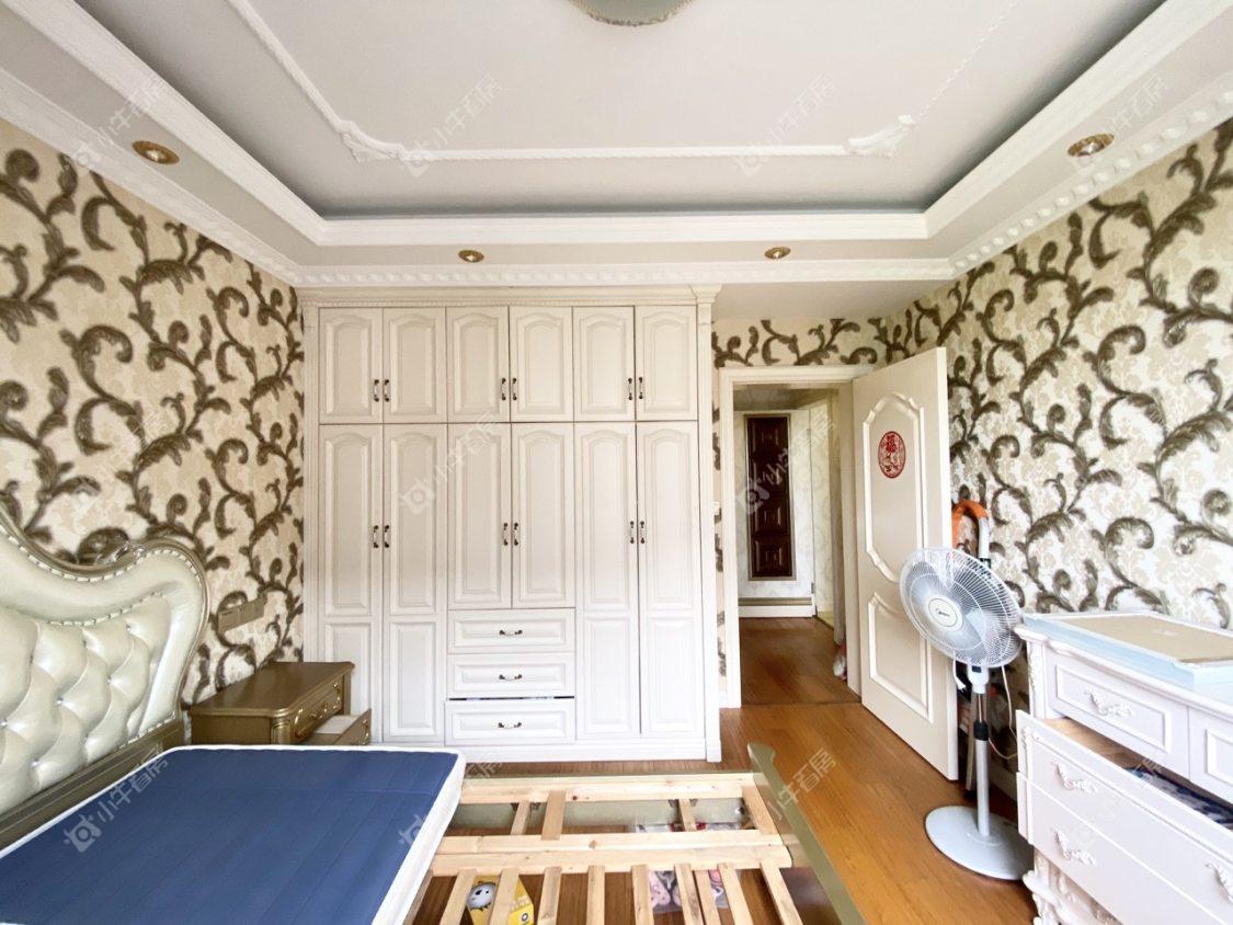 镇江世纪东升在售二手房源室内图_小牛看房