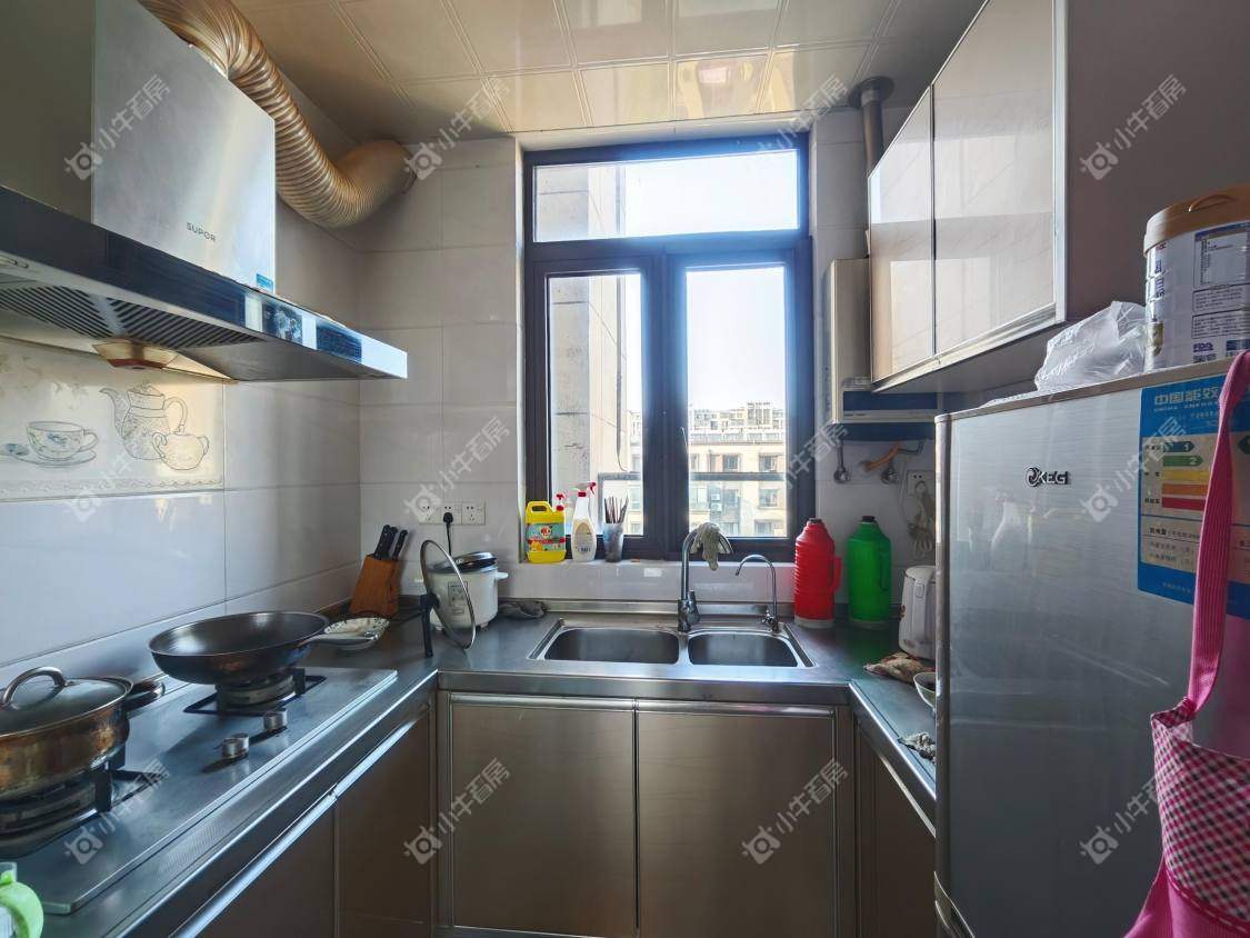 镇江滨河凤凰城在售二手房源室内图_小牛看房