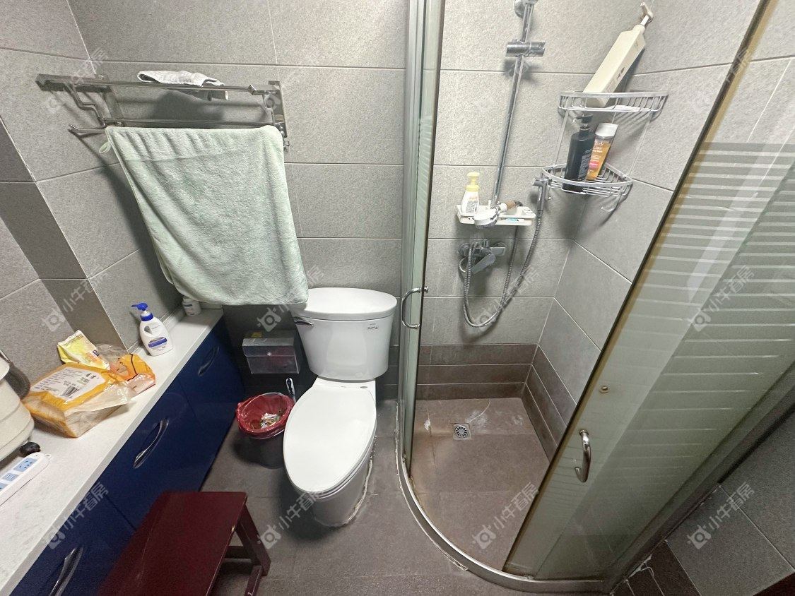 镇江凤翔花园在售二手房源室内图_小牛看房