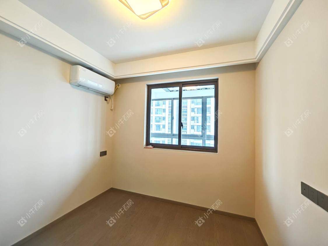 镇江碧桂园樾府在售二手房源室内图_小牛看房