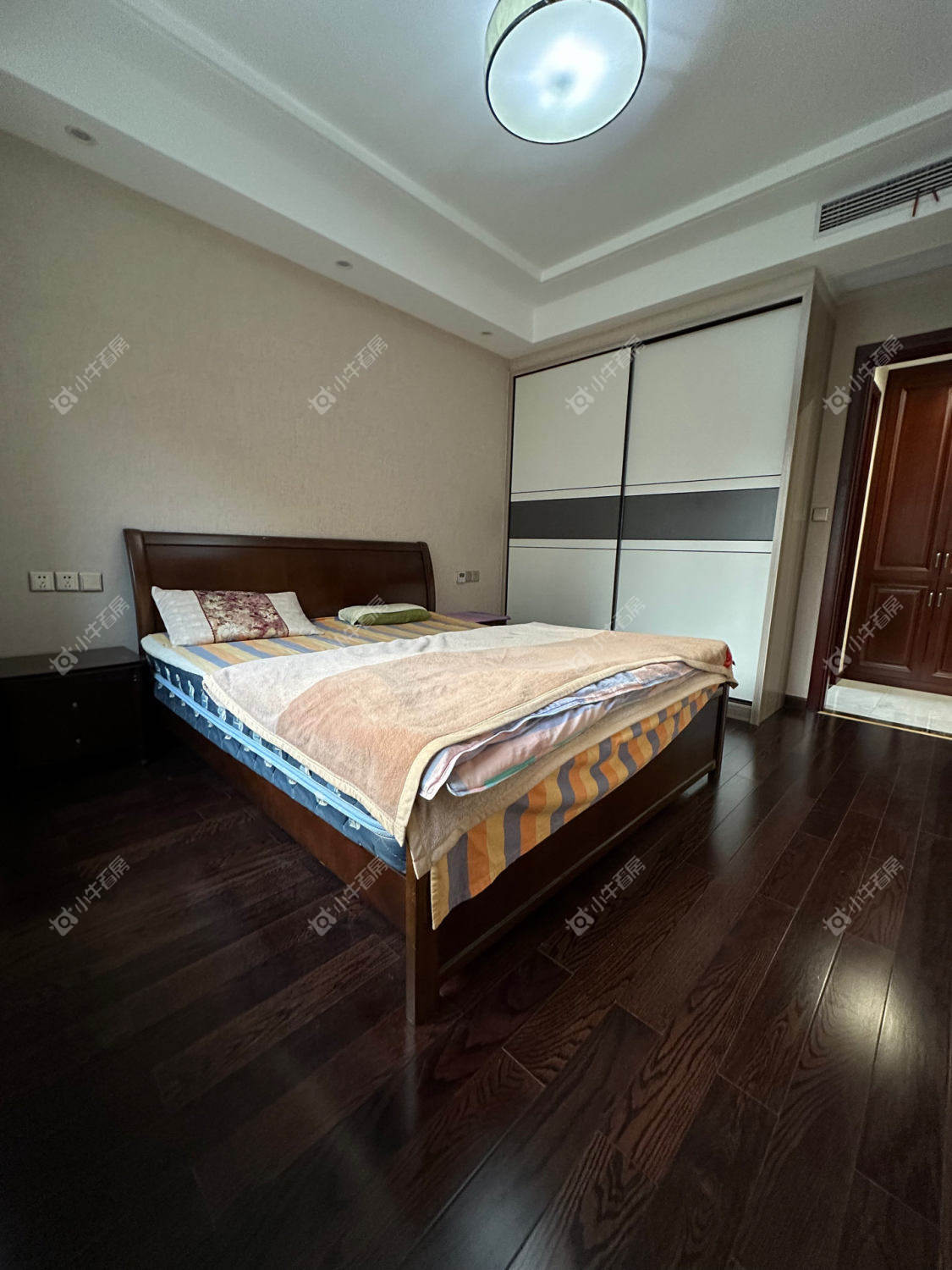 镇江丹凤国际在售二手房源室内图_小牛看房