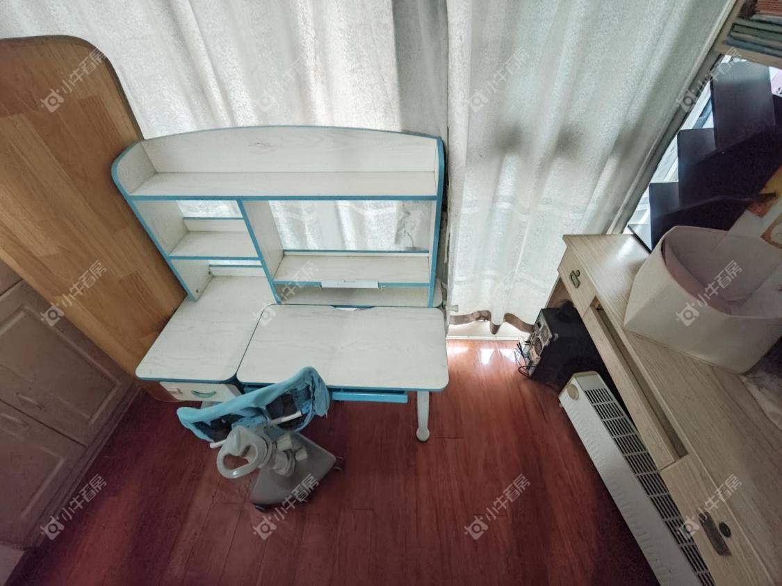 镇江金凤凰在售二手房源室内图_小牛看房