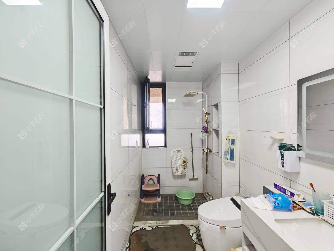 镇江凤熹台在售二手房源室内图_小牛看房