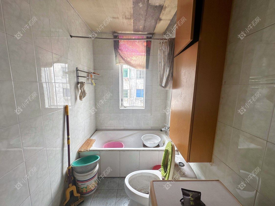 镇江东方苑在售二手房源室内图_小牛看房