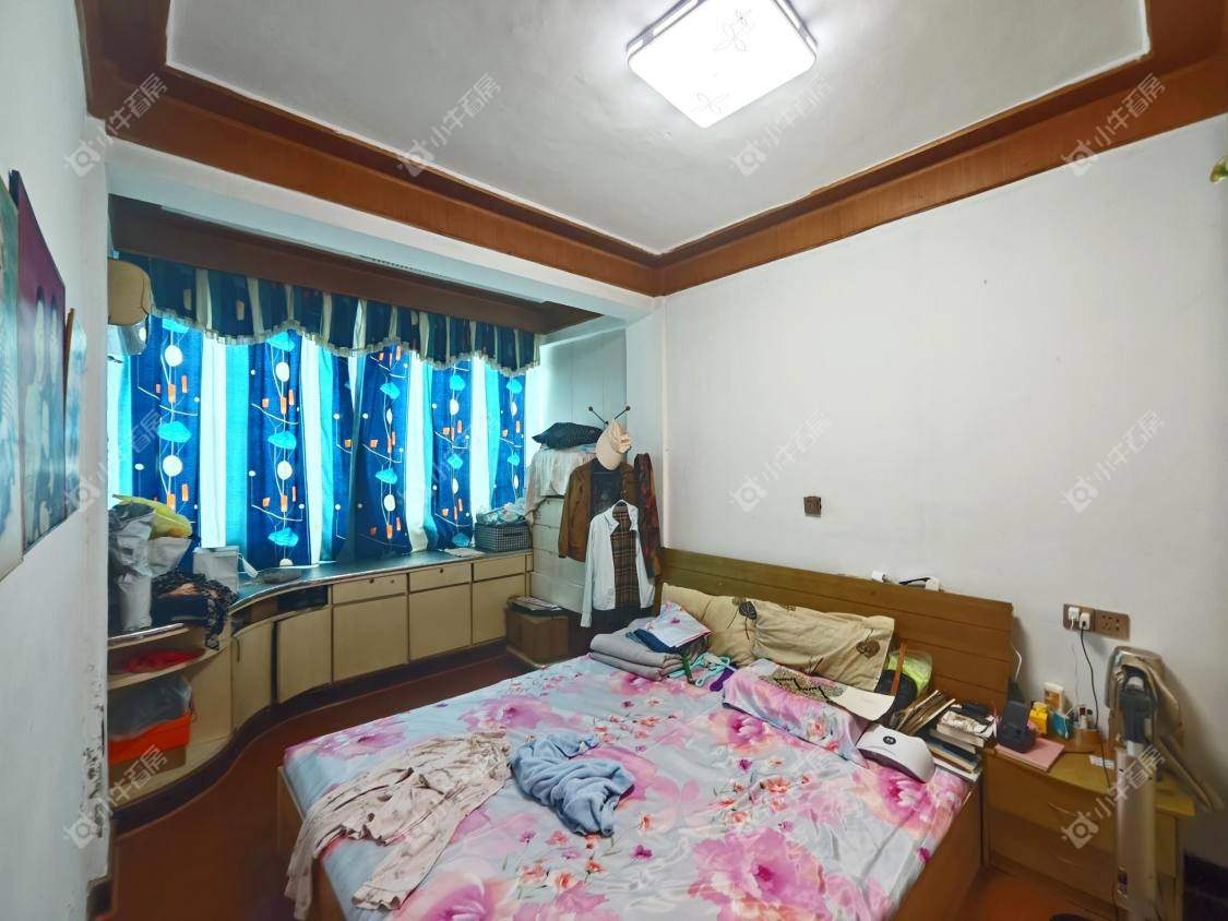 镇江商业街在售二手房源室内图_小牛看房