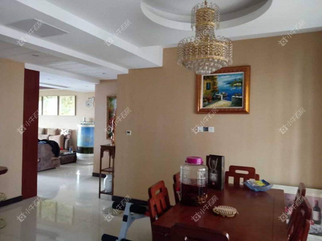 镇江凤凰国际在售二手房源室内图_小牛看房