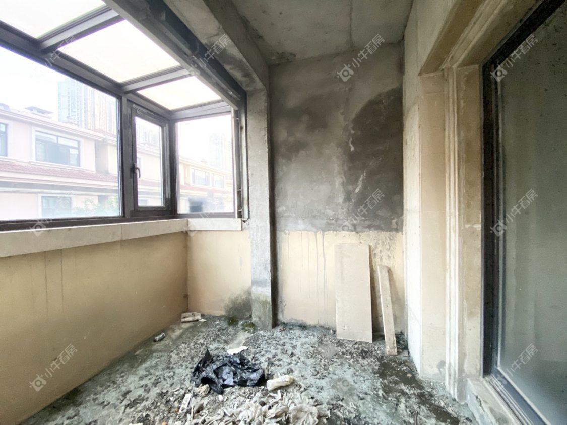 镇江嘉源首府在售二手房源室内图_小牛看房