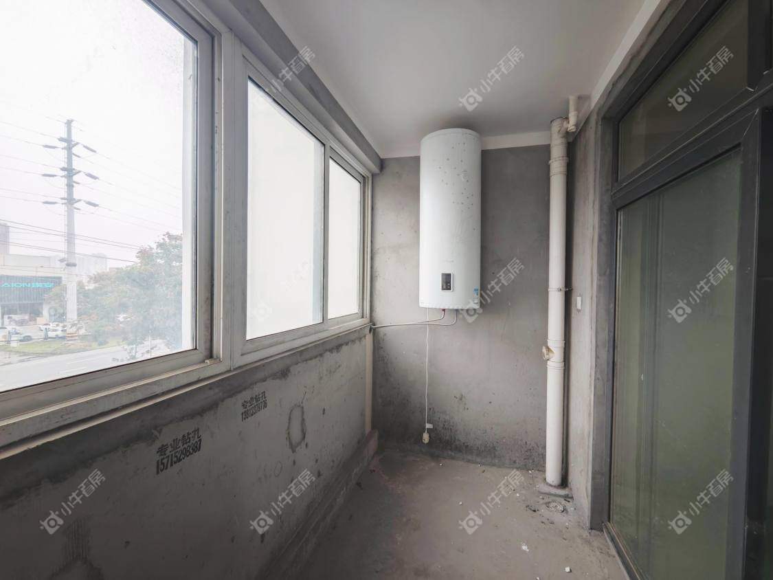 镇江嘉荟新城在售二手房源室内图_小牛看房