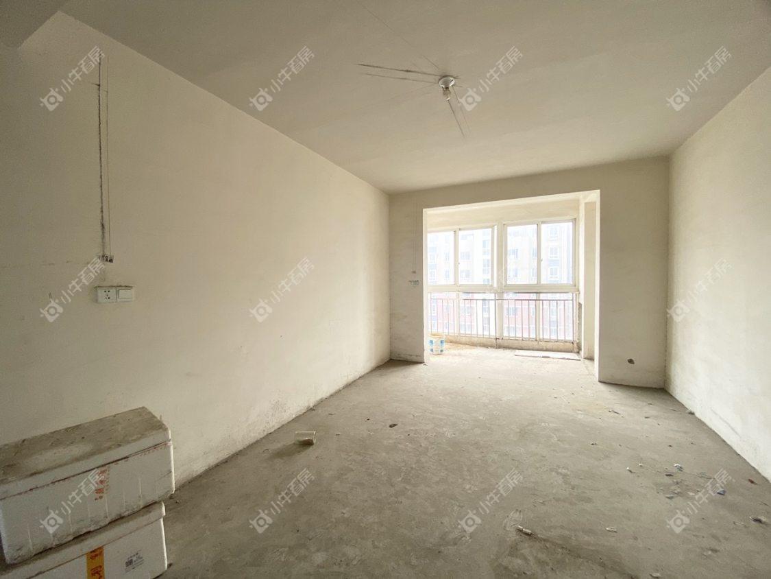 镇江凰嘉花苑在售二手房源室内图_小牛看房