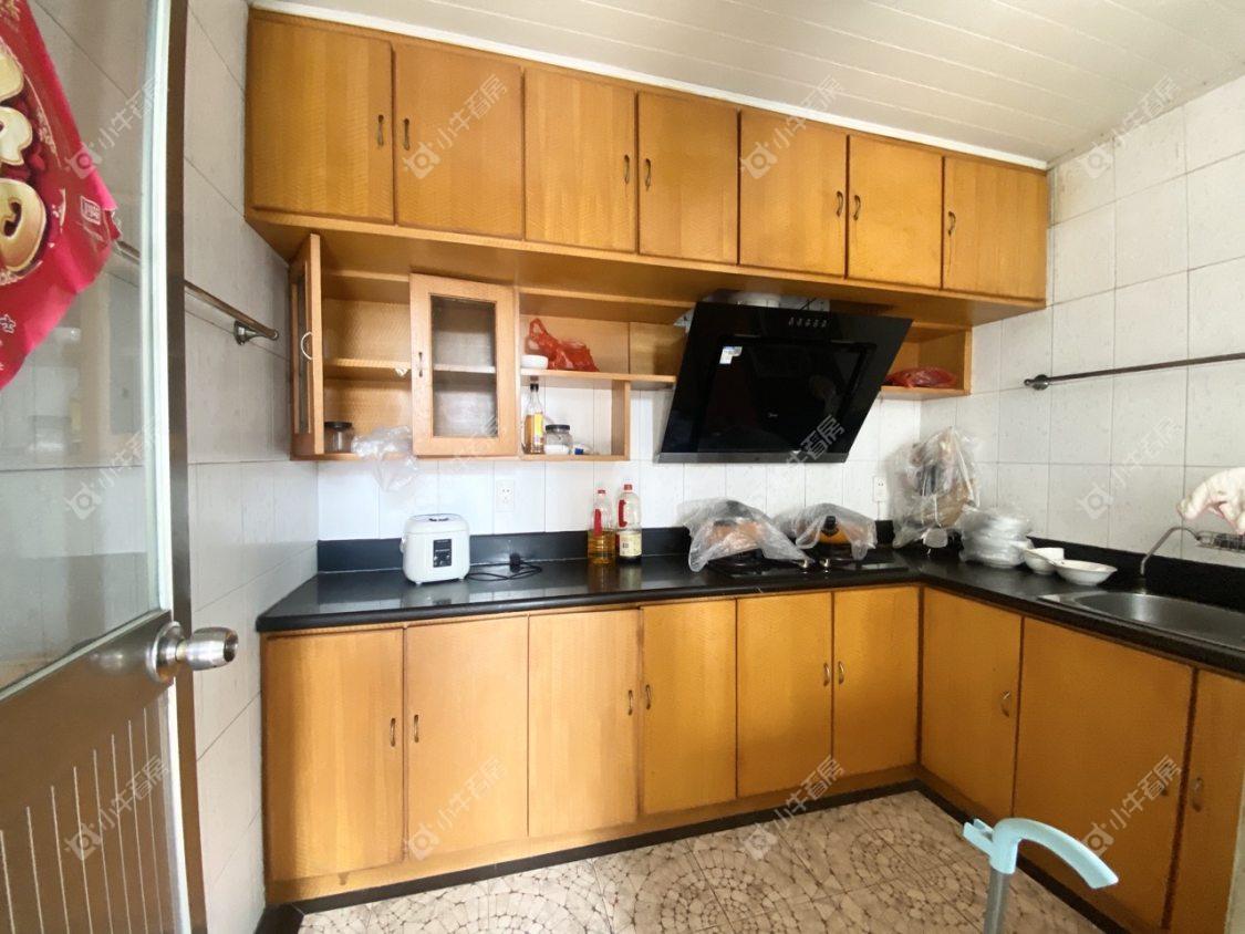 镇江百合苑在售二手房源室内图_小牛看房