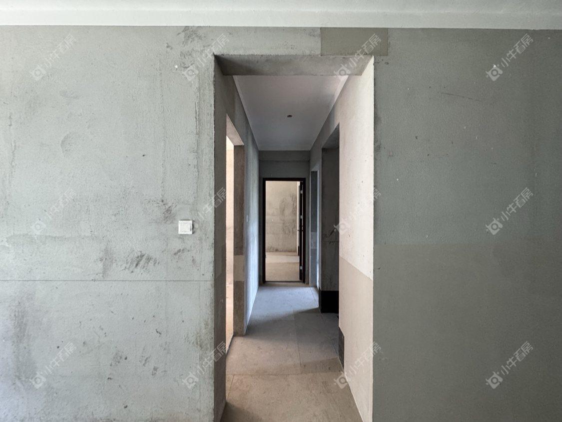 镇江碧桂园樾府在售二手房源室内图_小牛看房