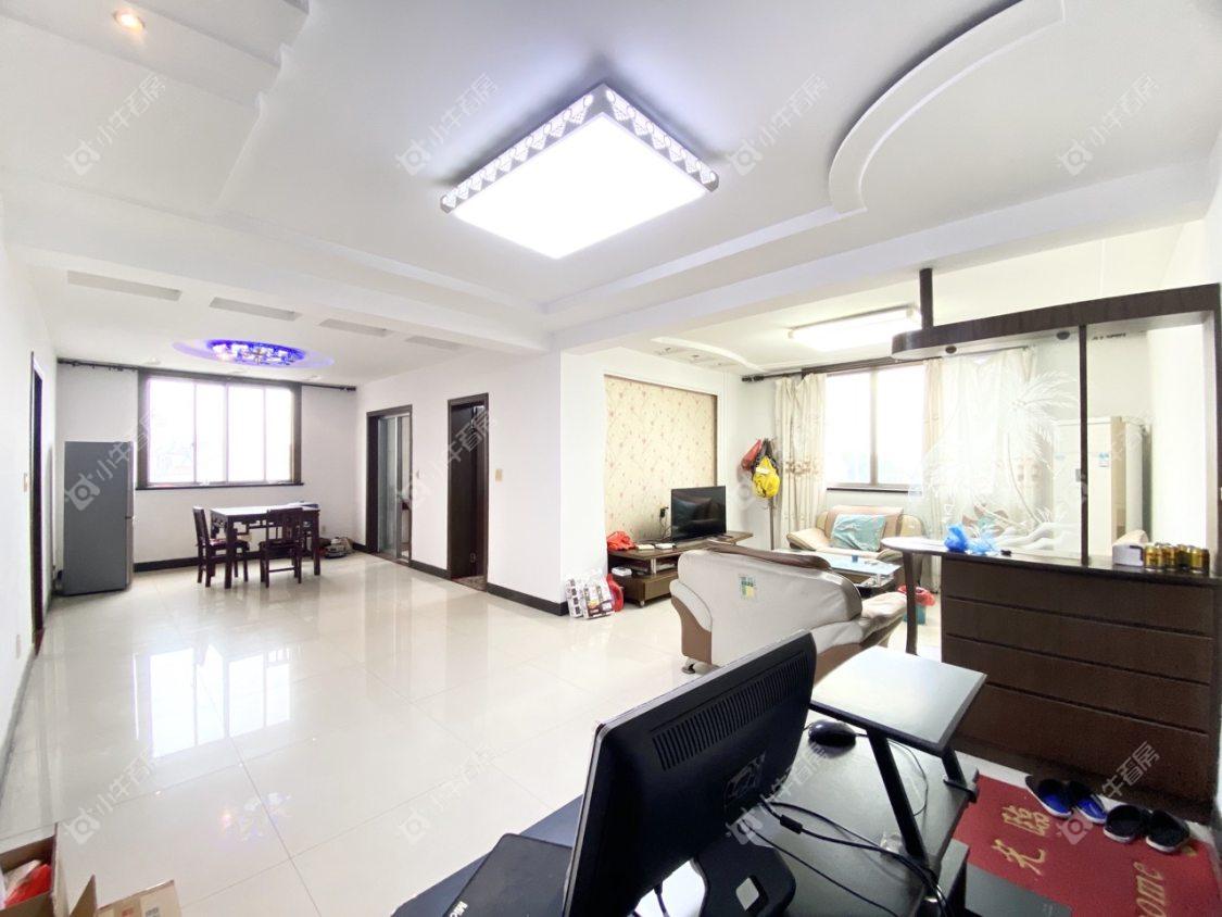 镇江玉乳泉小区在售二手房源室内图_小牛看房