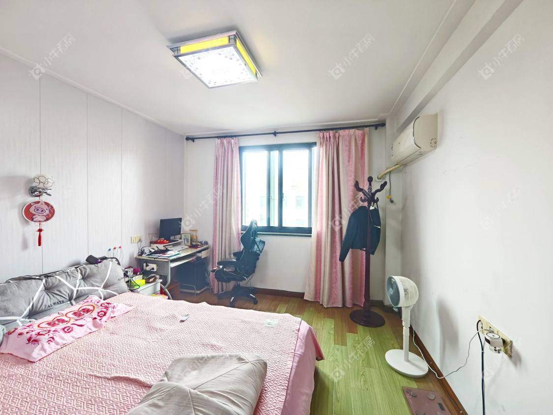 镇江东南新城在售二手房源室内图_小牛看房