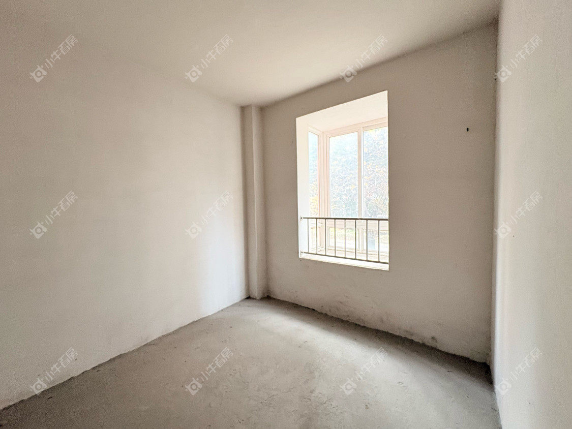 镇江凰嘉花苑在售二手房源室内图_小牛看房