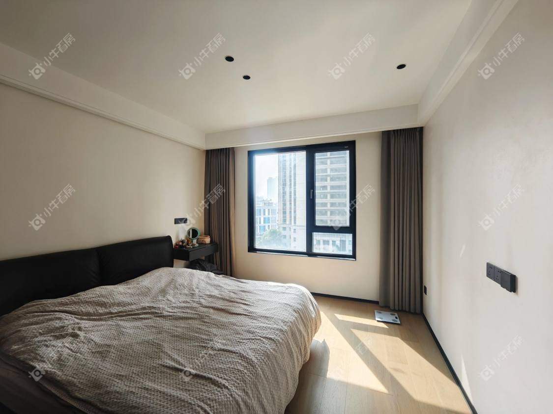 镇江荣城国际（中央公馆）在售二手房源室内图_小牛看房