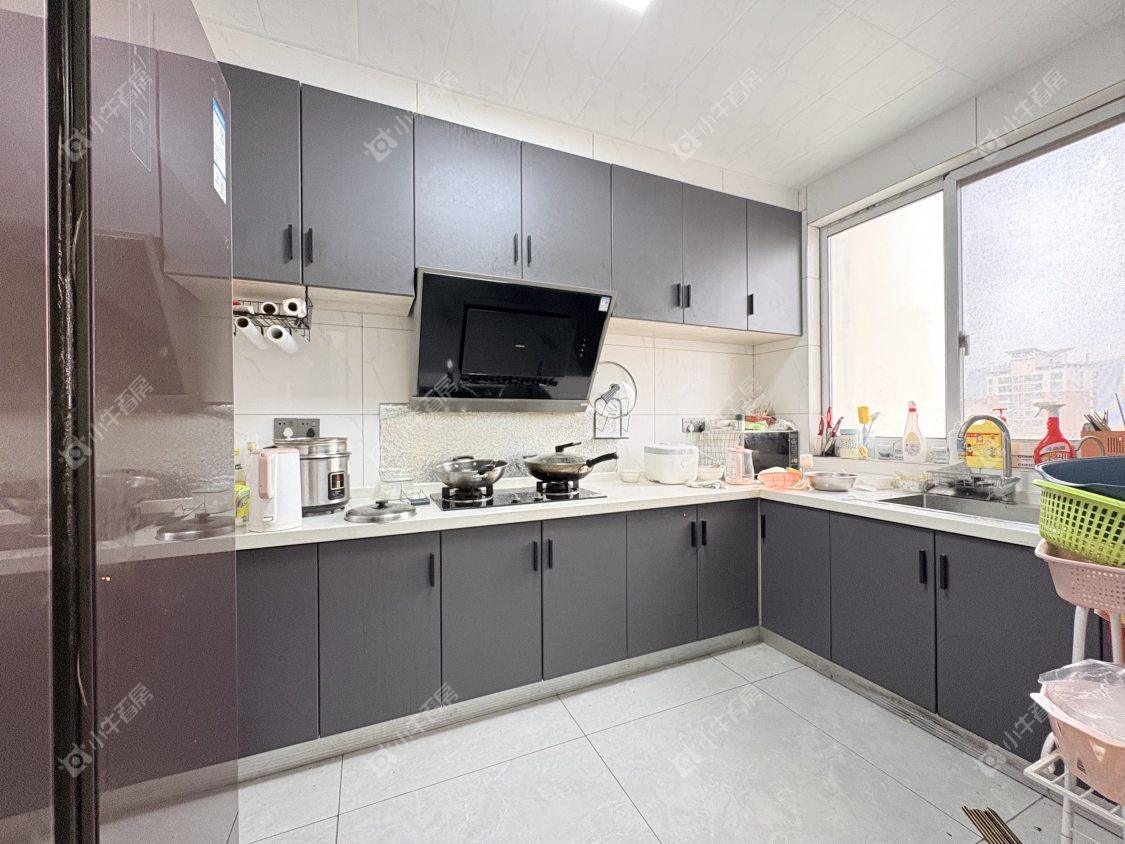 镇江澳都花城在售二手房源室内图_小牛看房