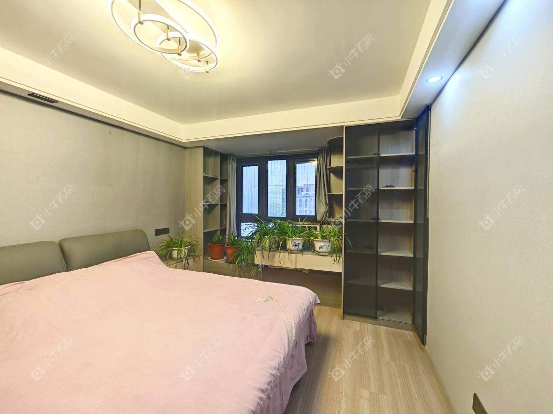 镇江万善上院在售二手房源室内图_小牛看房