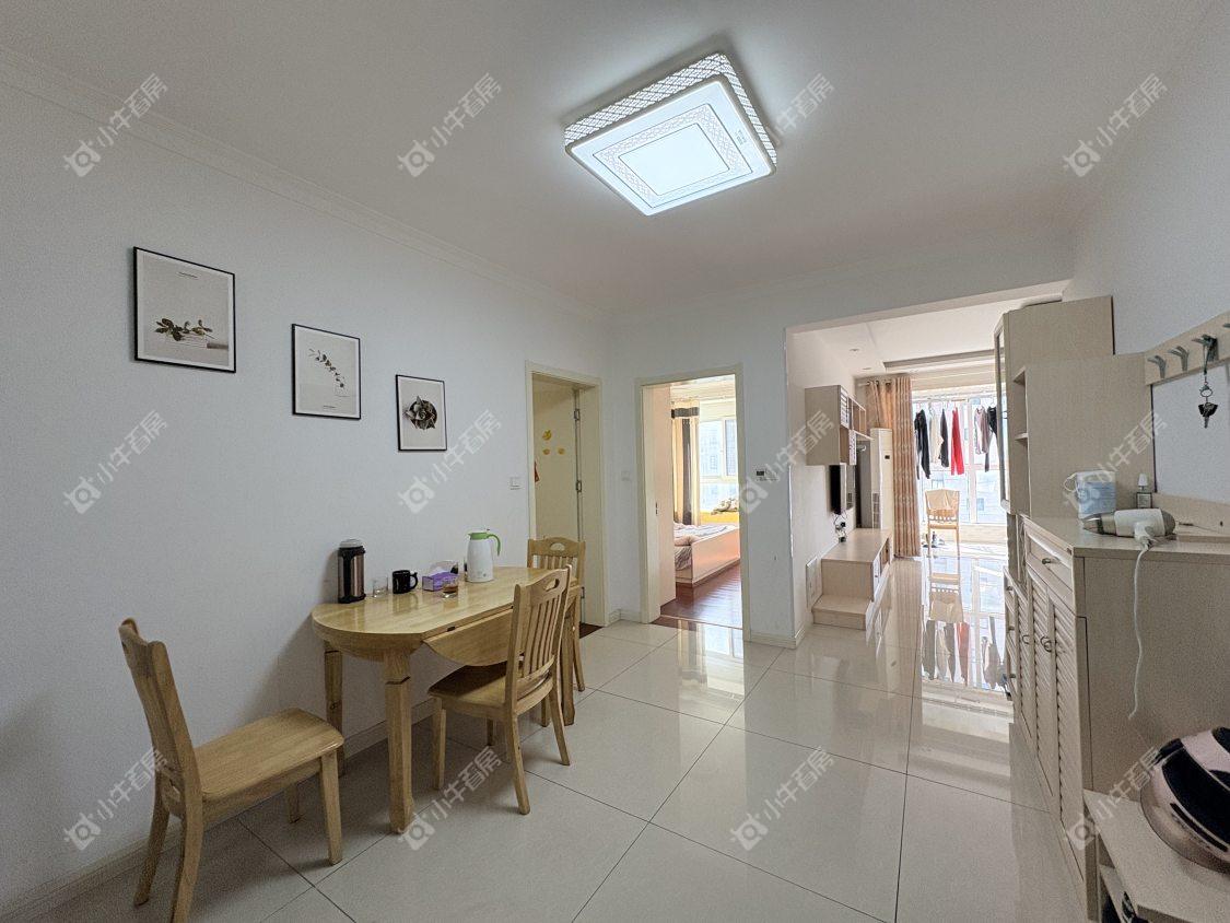 镇江城市绿洲在售二手房源室内图_小牛看房