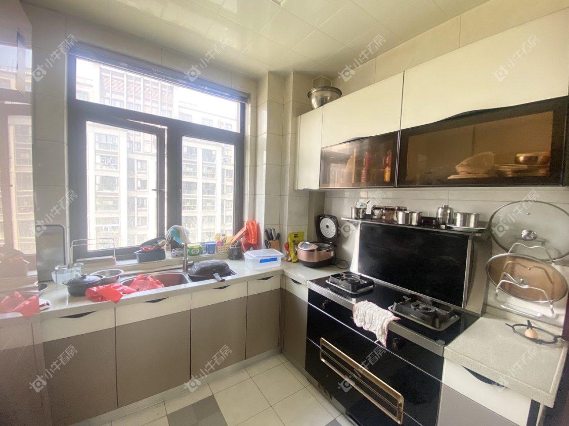 镇江滨河凤凰城在售二手房源室内图_小牛看房