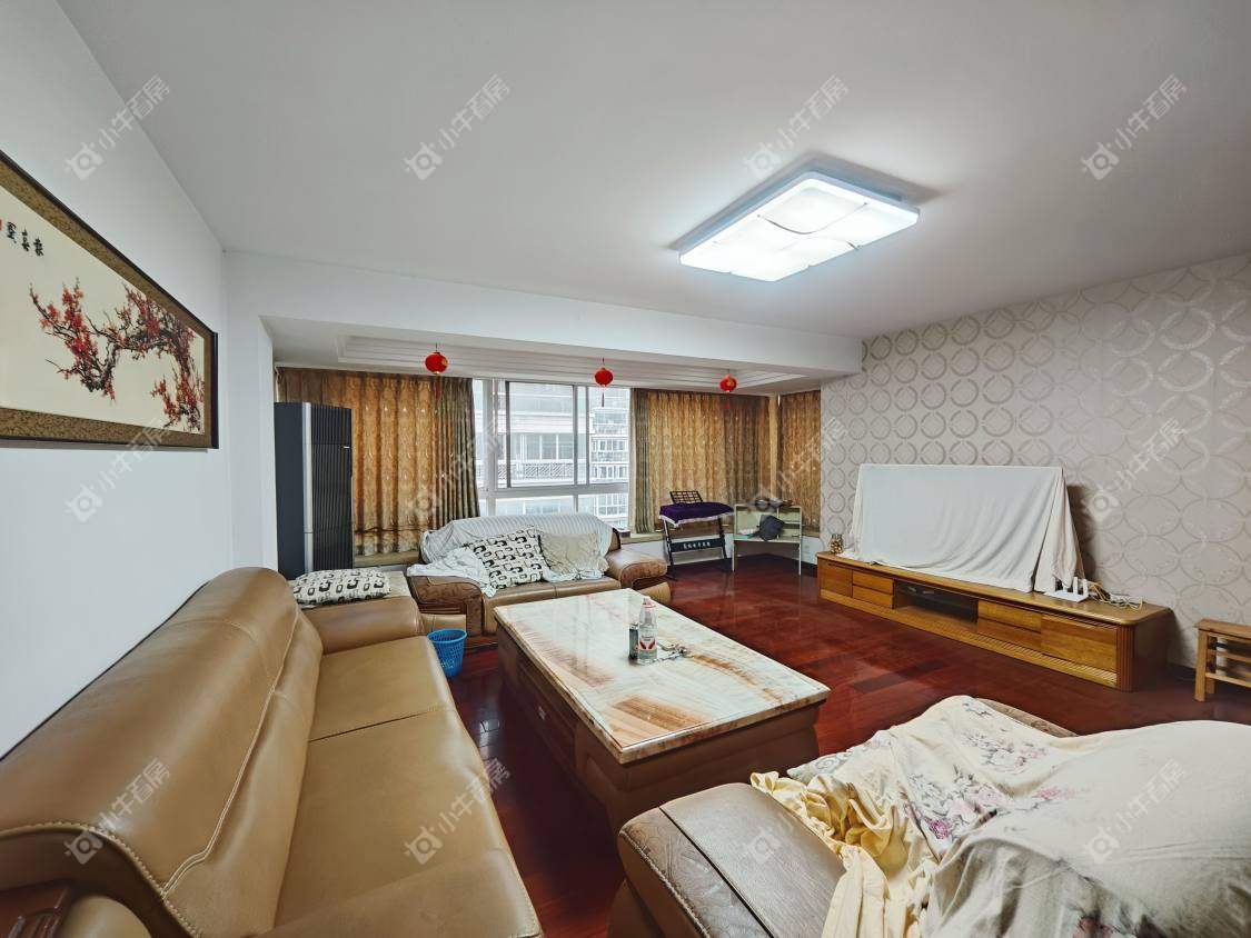 镇江凤翔花园在售二手房源室内图_小牛看房