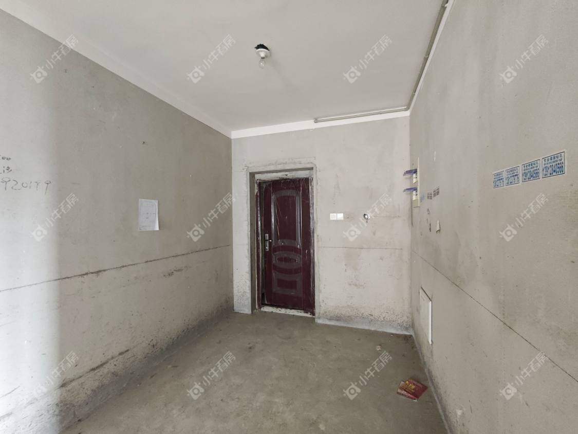 镇江南门花园在售二手房源室内图_小牛看房