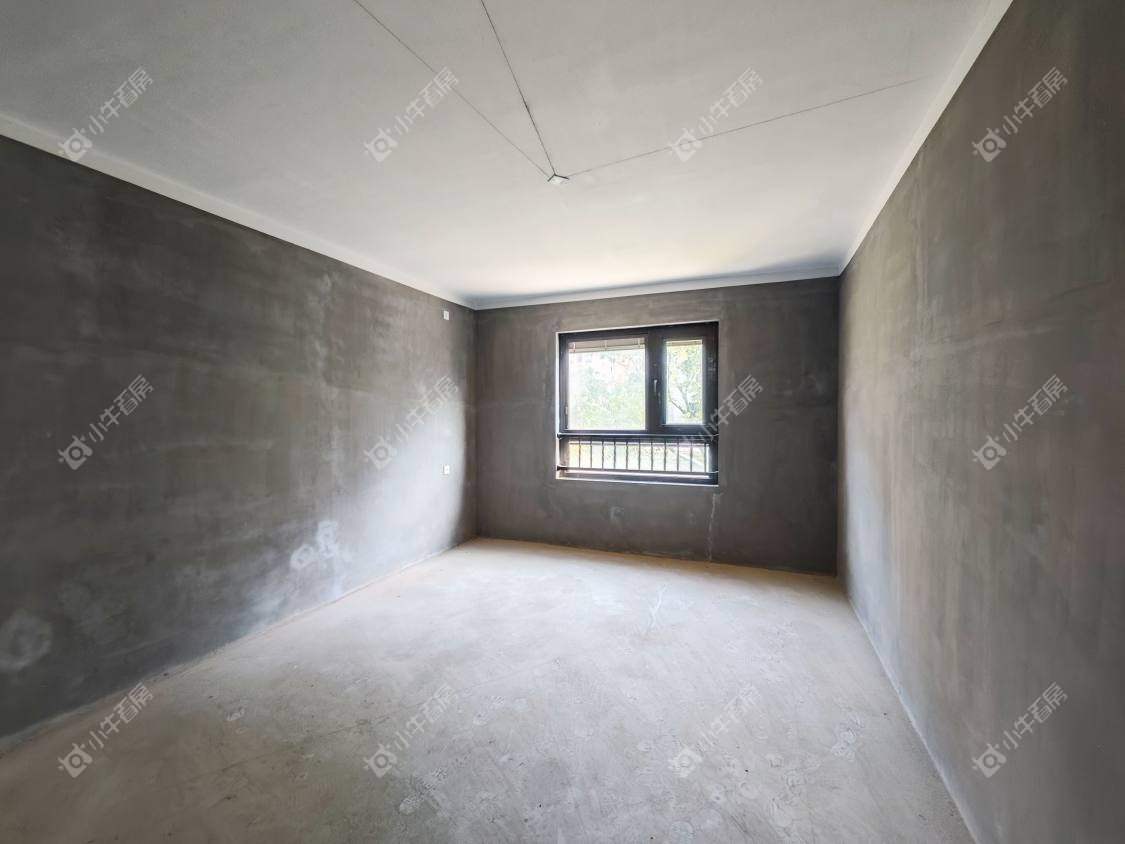 镇江珑蟠里在售二手房源室内图_小牛看房