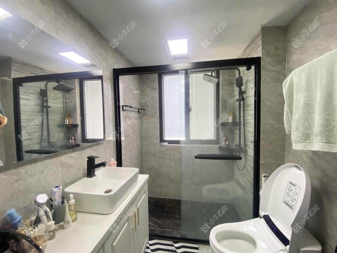 镇江华都幸福里在售二手房源室内图_小牛看房