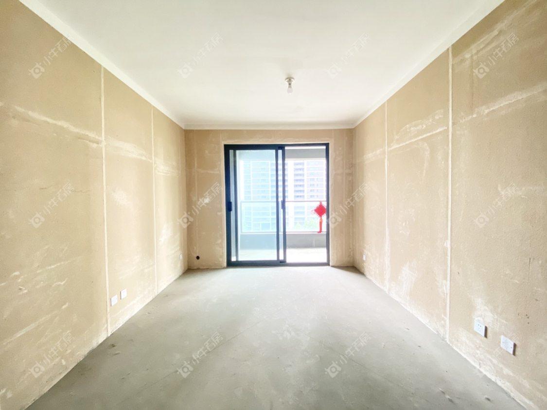 镇江融创华南映在售二手房源室内图_小牛看房