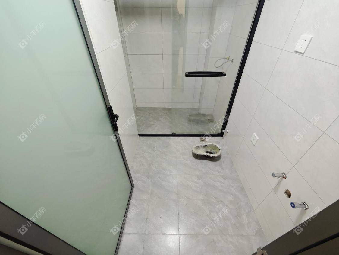 镇江汇金天地在售二手房源室内图_小牛看房