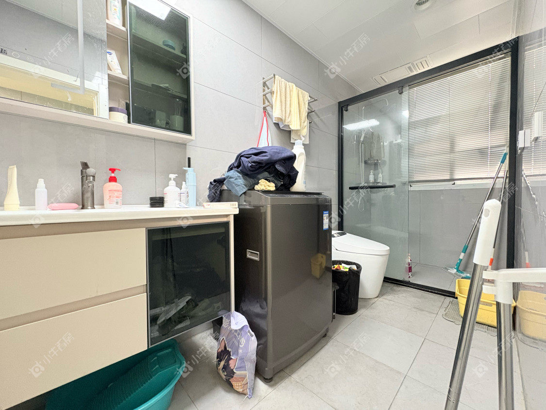 镇江凤凰新村在售二手房源室内图_小牛看房