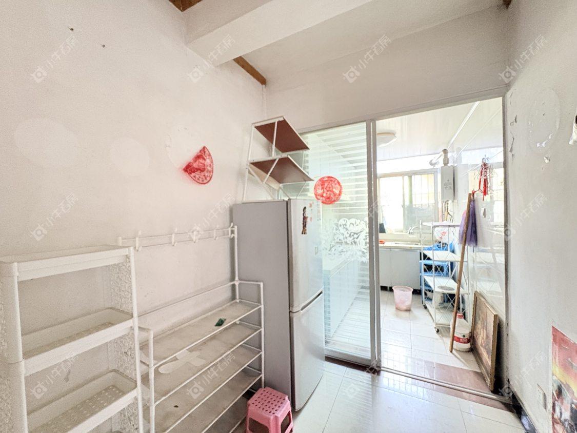 镇江教师新村在售二手房源室内图_小牛看房