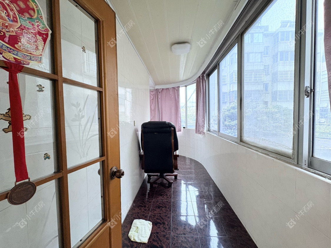 镇江凤凰新村在售二手房源室内图_小牛看房