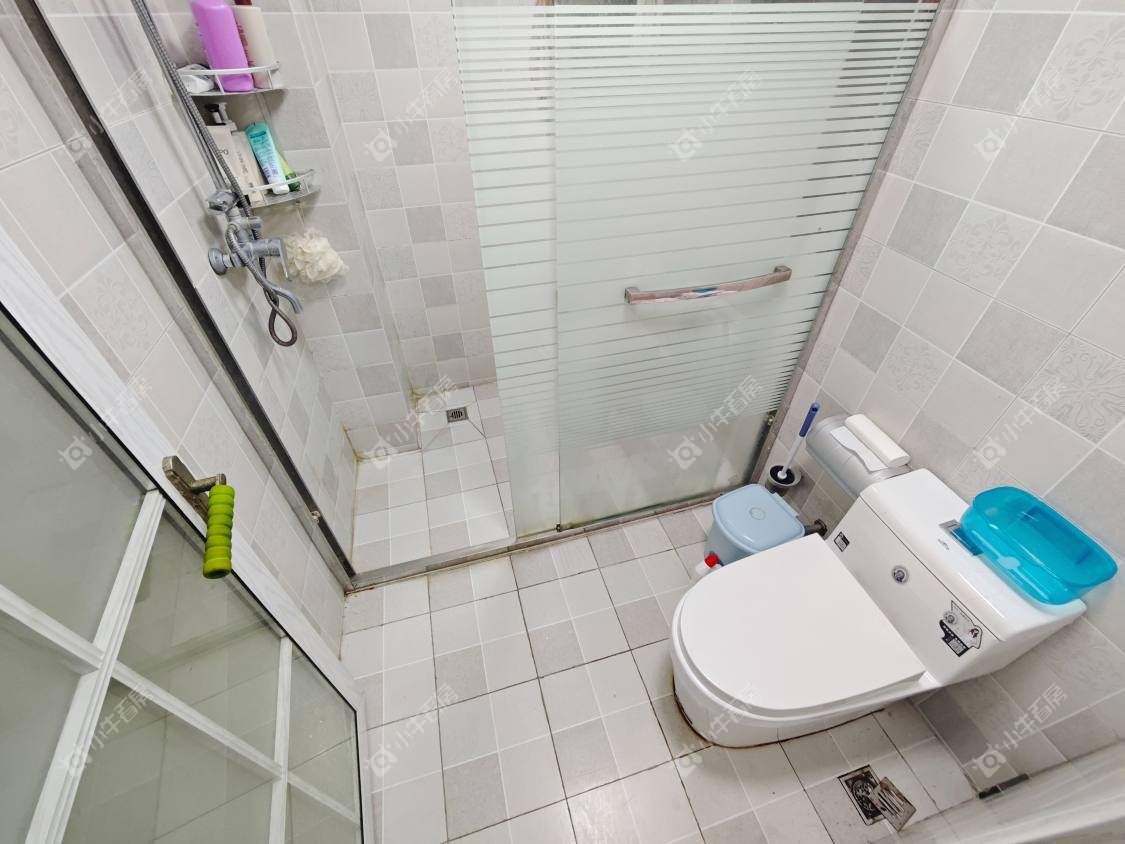 镇江滨河凤凰城在售二手房源室内图_小牛看房