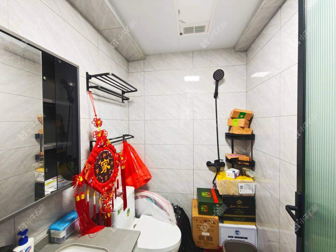 镇江凤凰郡在售二手房源室内图_小牛看房