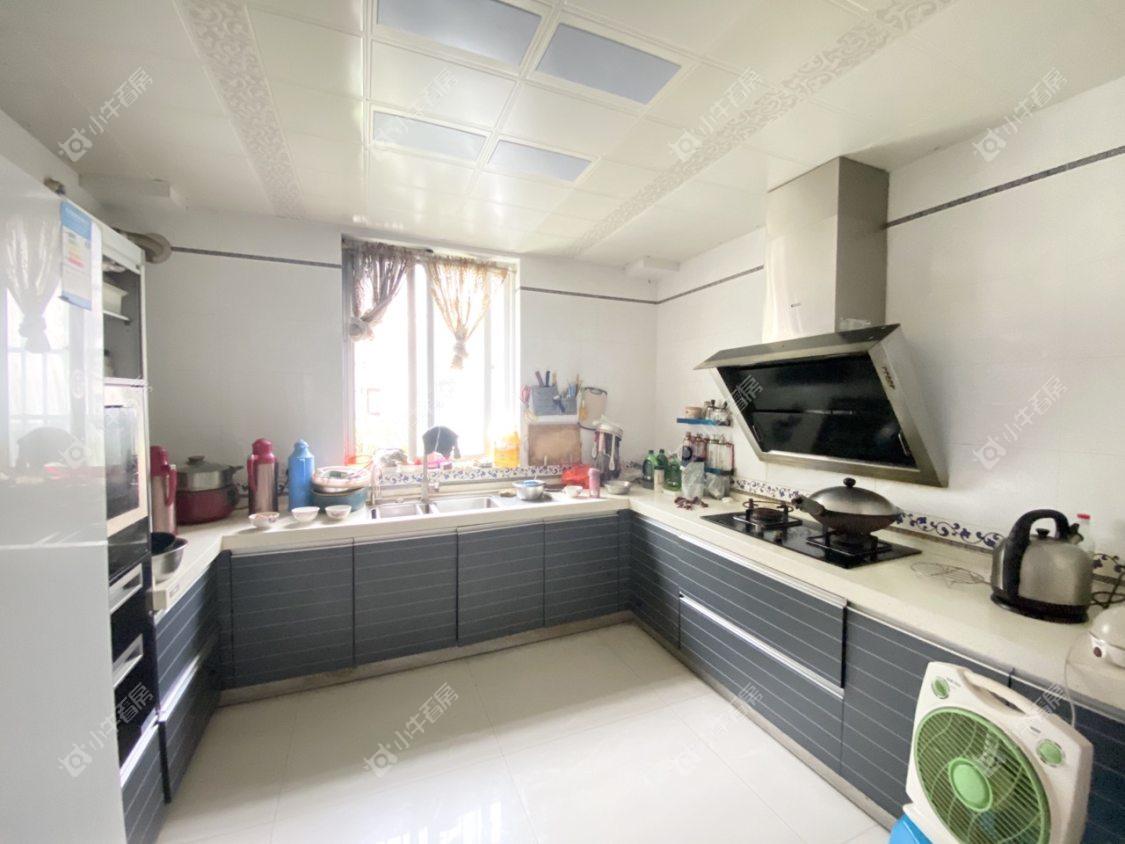 镇江泰豪公寓在售二手房源室内图_小牛看房