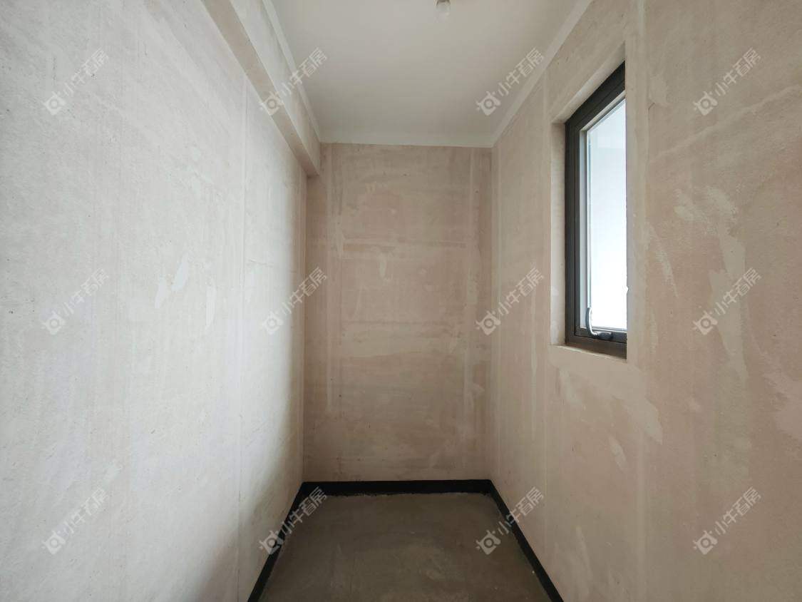 镇江金茂国际社区在售二手房源室内图_小牛看房