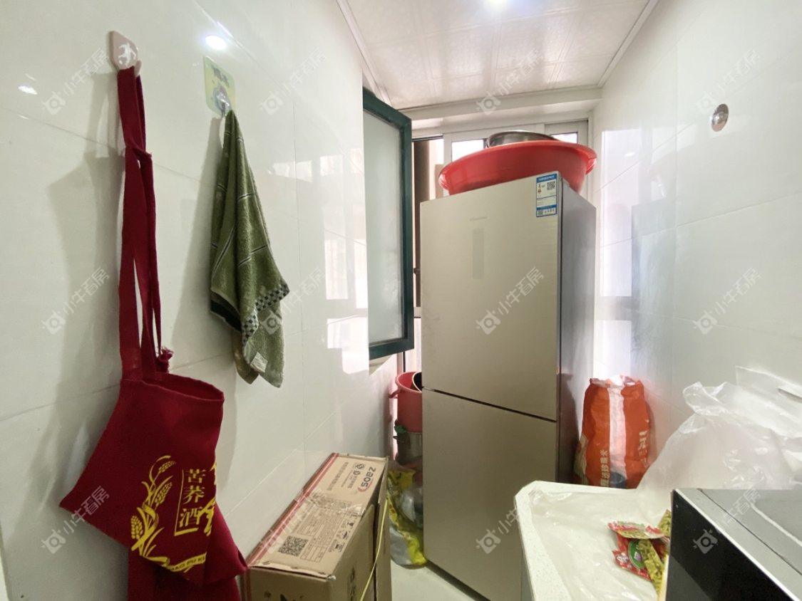 镇江东方盛世在售二手房源室内图_小牛看房