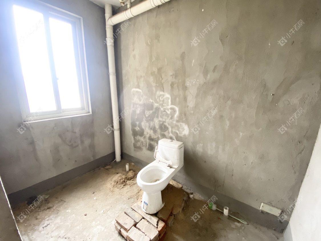 镇江凰嘉花苑在售二手房源室内图_小牛看房