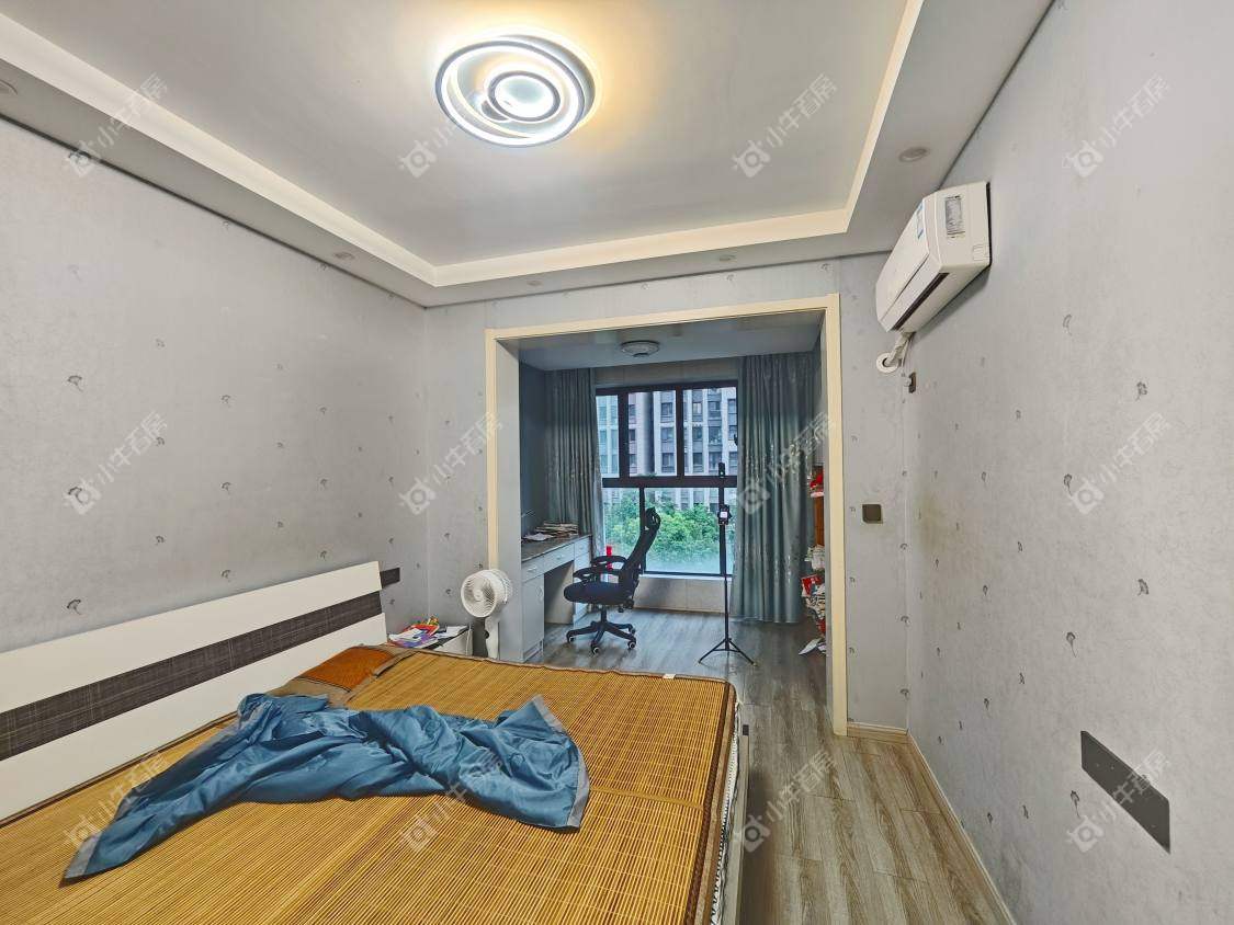 镇江滨河凤凰城在售二手房源室内图_小牛看房