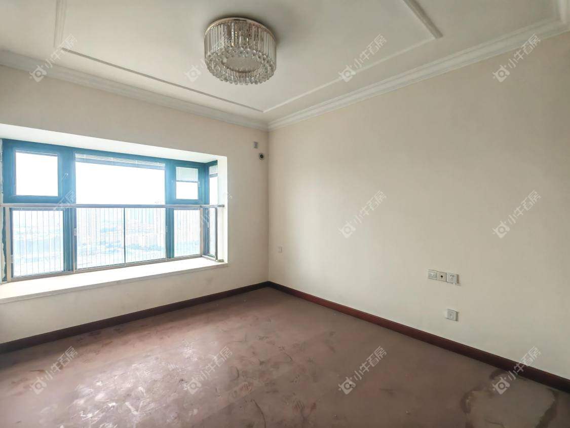 镇江恒大城在售二手房源室内图_小牛看房