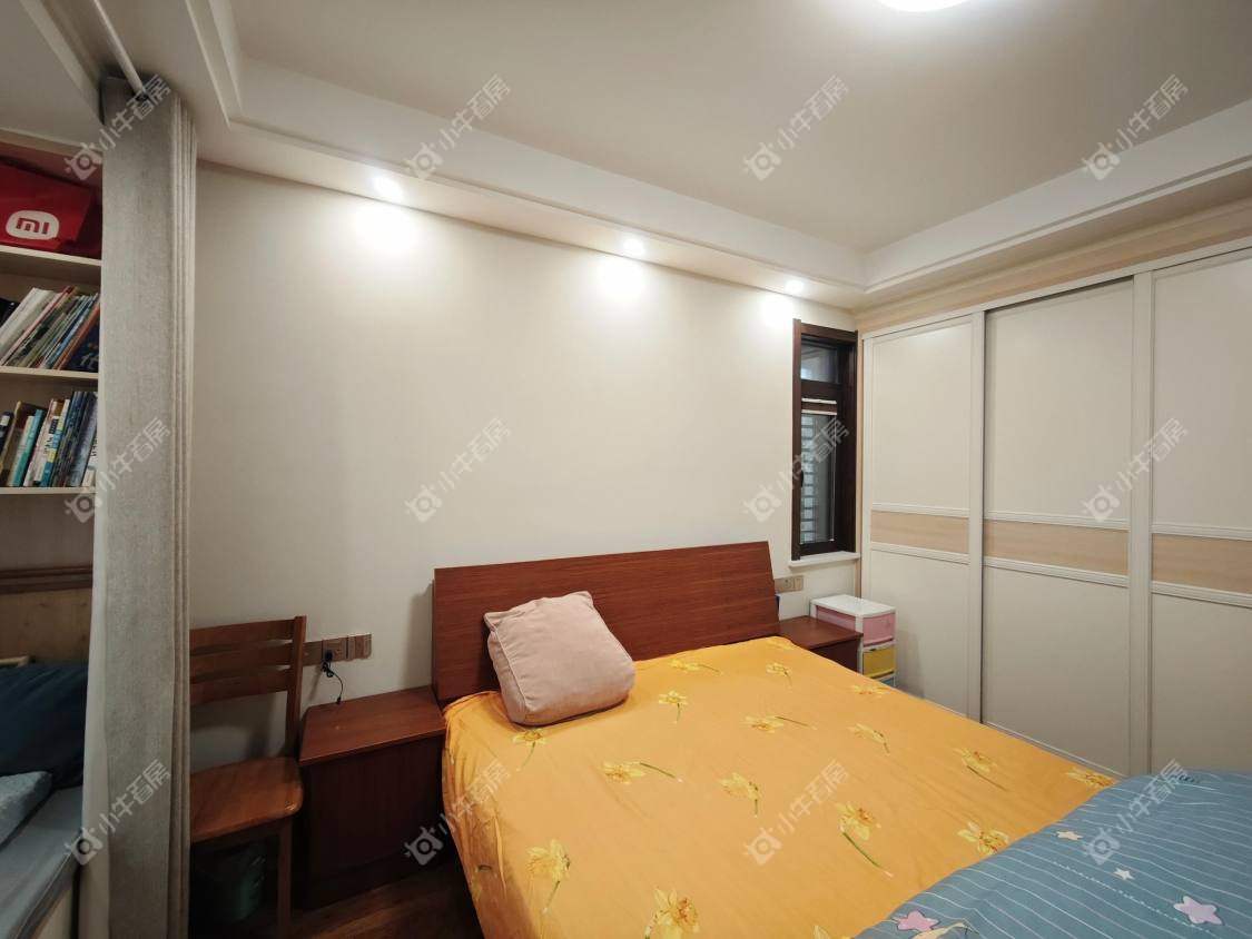 镇江滨河凤凰城在售二手房源室内图_小牛看房