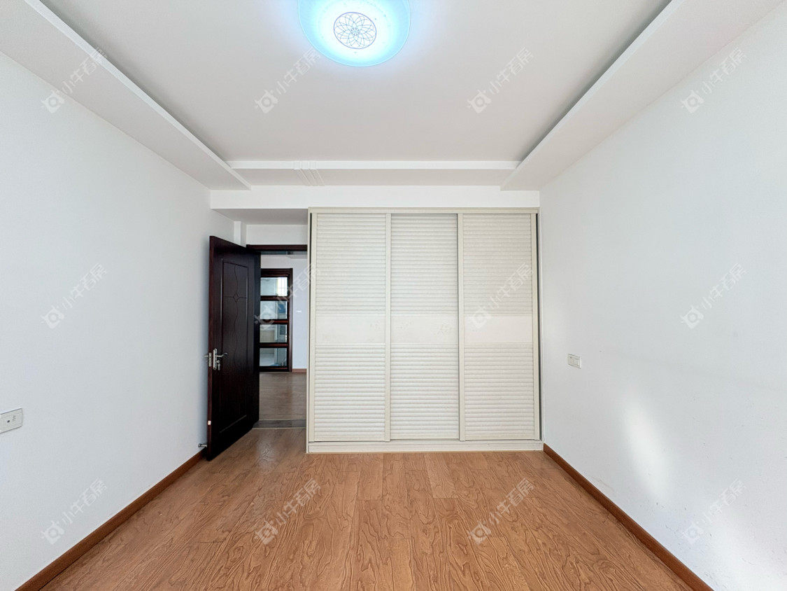 镇江惠泽苑在售二手房源室内图_小牛看房