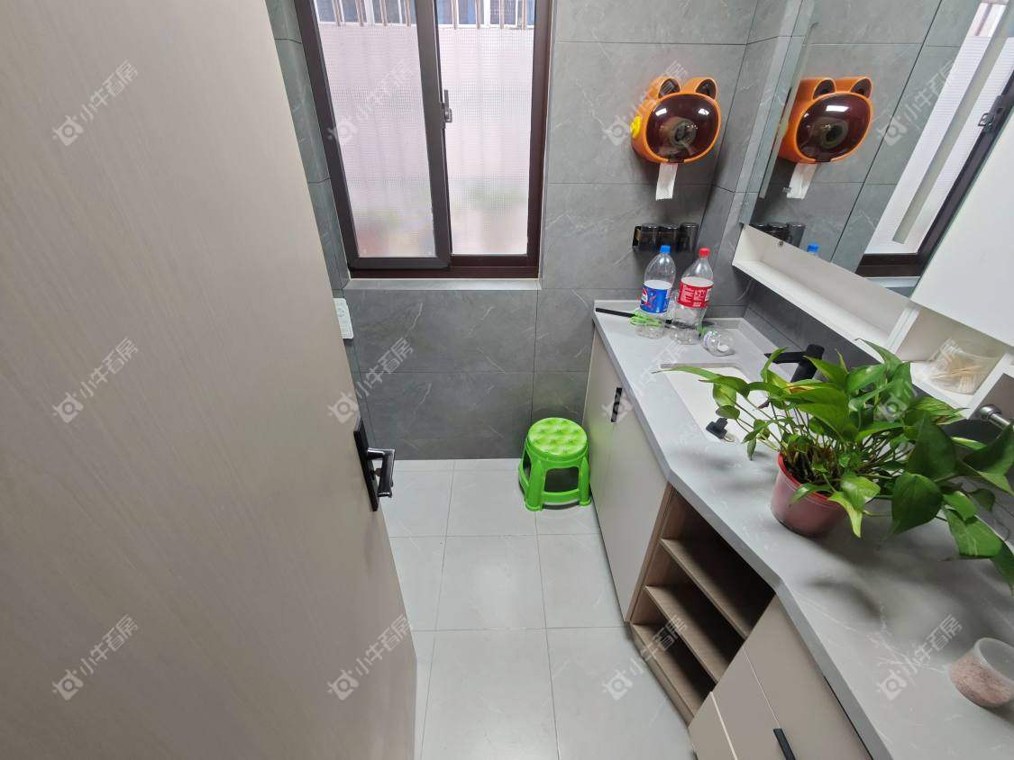 镇江河畔花园在售二手房源室内图_小牛看房