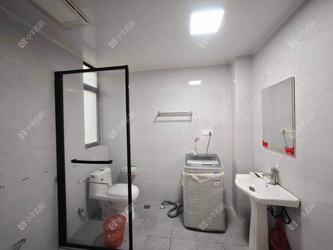 镇江凤凰郡在售二手房源室内图_小牛看房