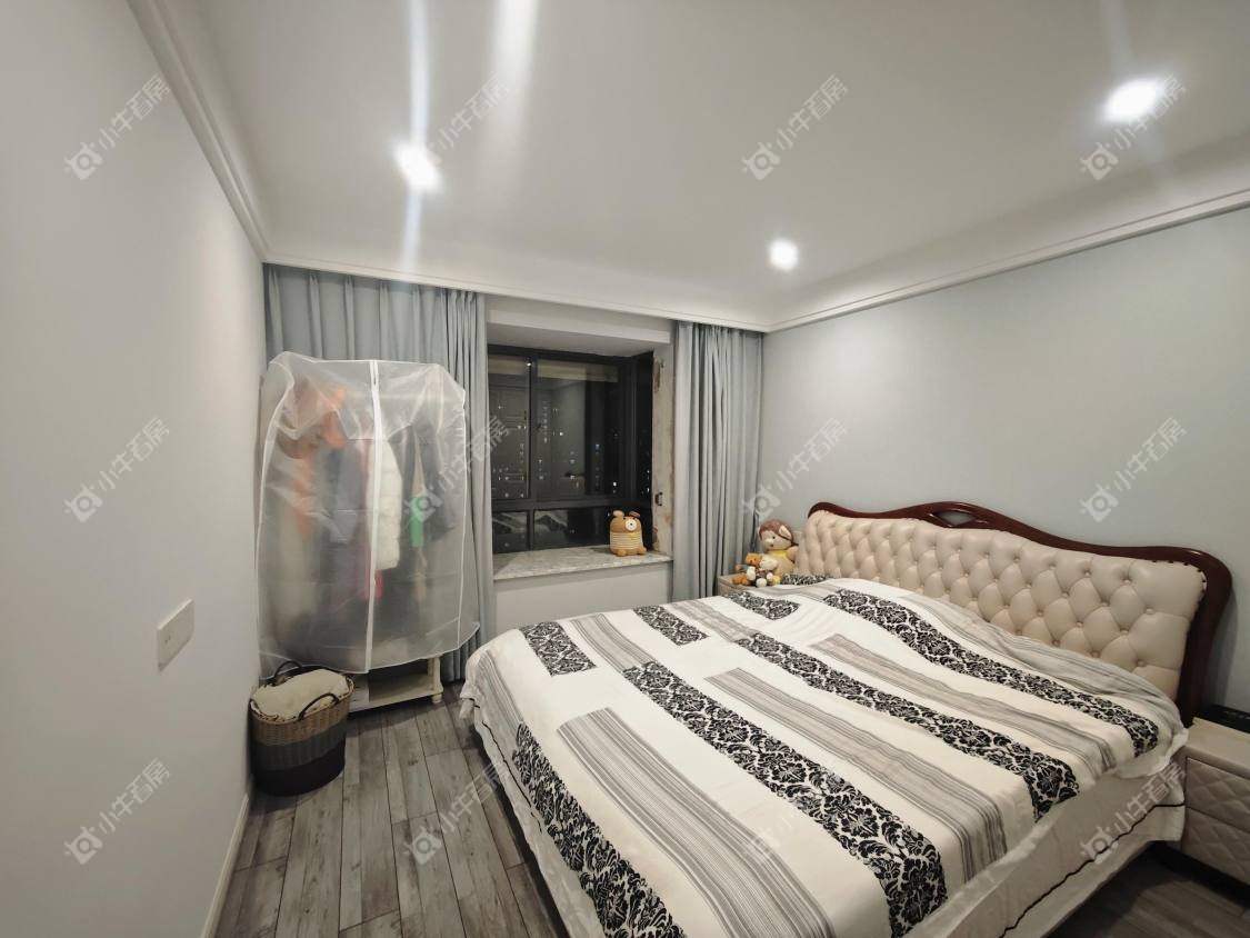 镇江华都锦城在售二手房源室内图_小牛看房