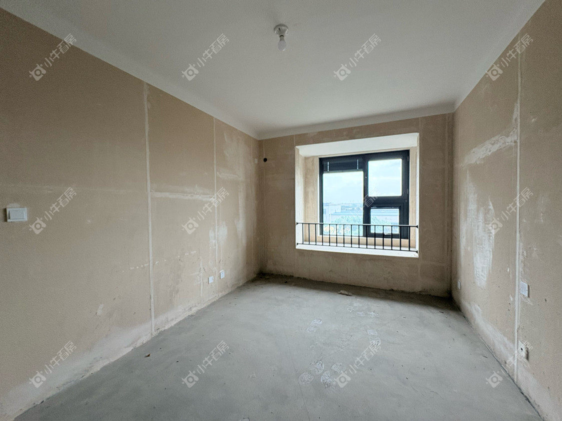 镇江融创华南映在售二手房源室内图_小牛看房