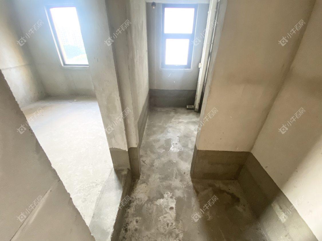 镇江华都翰林府在售二手房源室内图_小牛看房